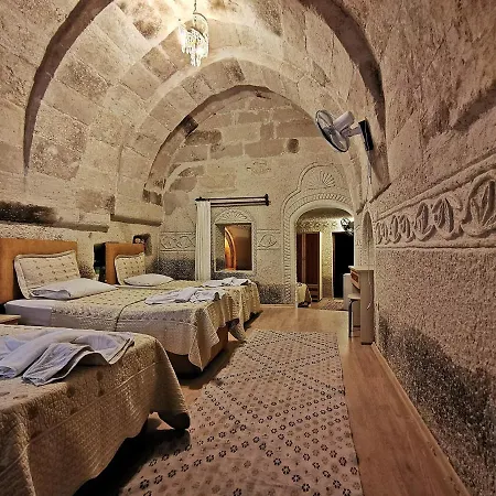 Otel Falcon Cave