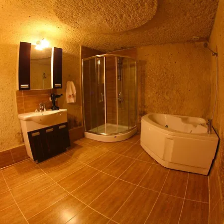 Otel Falcon Cave