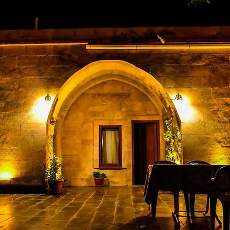 Hotell Falcon Cave
