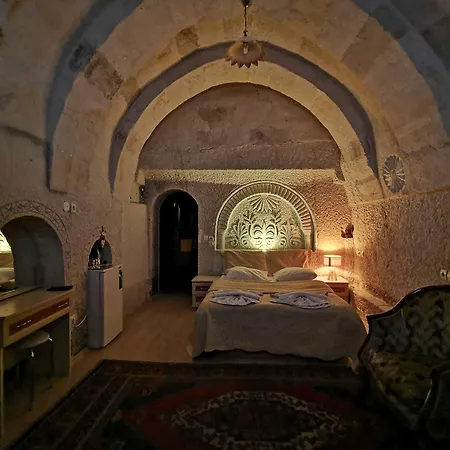 ホテル ファルコン ケイヴ スイーツ ギョレメ