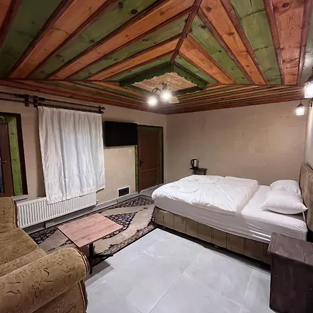Hotel Falcon Cave 2*