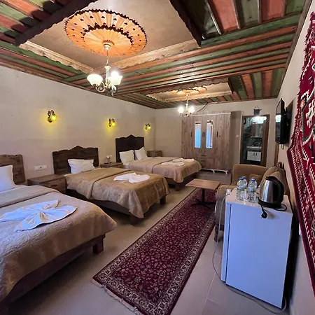 Hotell Falcon Cave