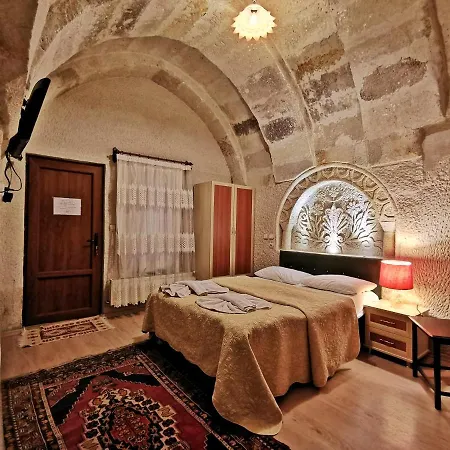 Falcon Cave Göreme