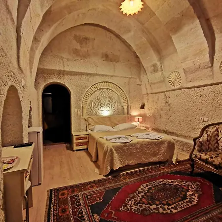 Falcon Cave Göreme